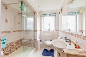 SHOWER ROOM- click for photo gallery